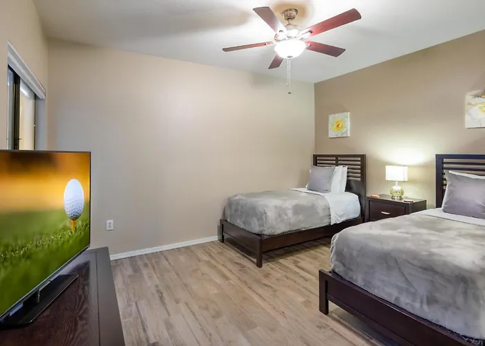 Location, Heated Pool, Spa, Upgraded Unit, * Scottsdale