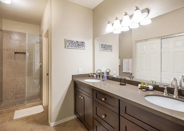 Location, Heated Pool, Spa, Upgraded Unit, *